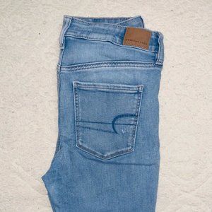 NEW American Eagle Hi-Rise Jegging Next Level Stretch Skinny Jeans Size 8 Short